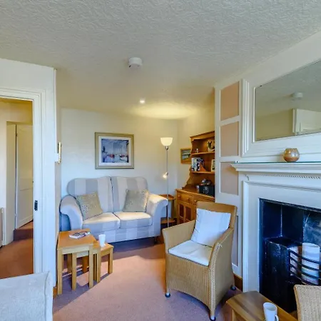 3 Bed In Oc-w070 Whitby
